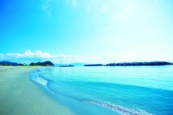 【7月～9月初旬】　アオアヲ ナルト リゾート　ビーチの写真